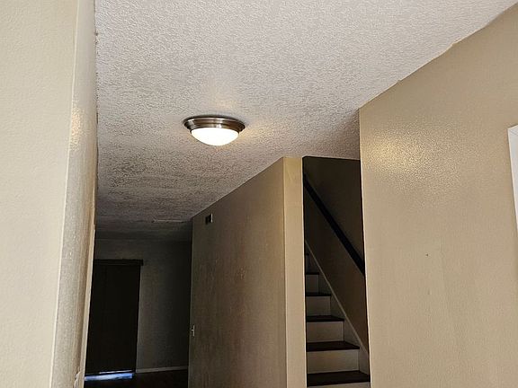 4th image of 427 Sheoah Blvd APT 33