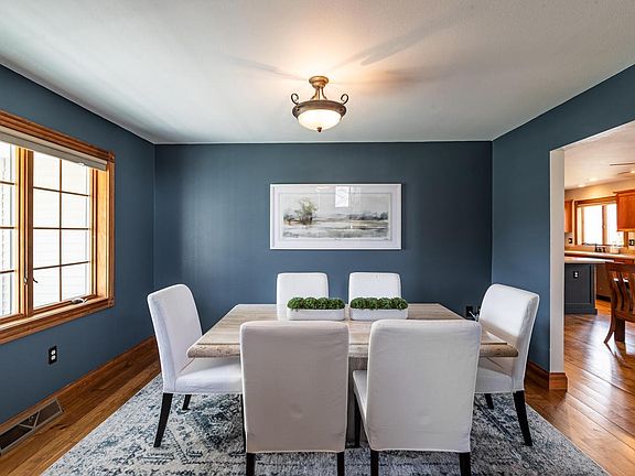 5th image of 2421 Krause ROAD