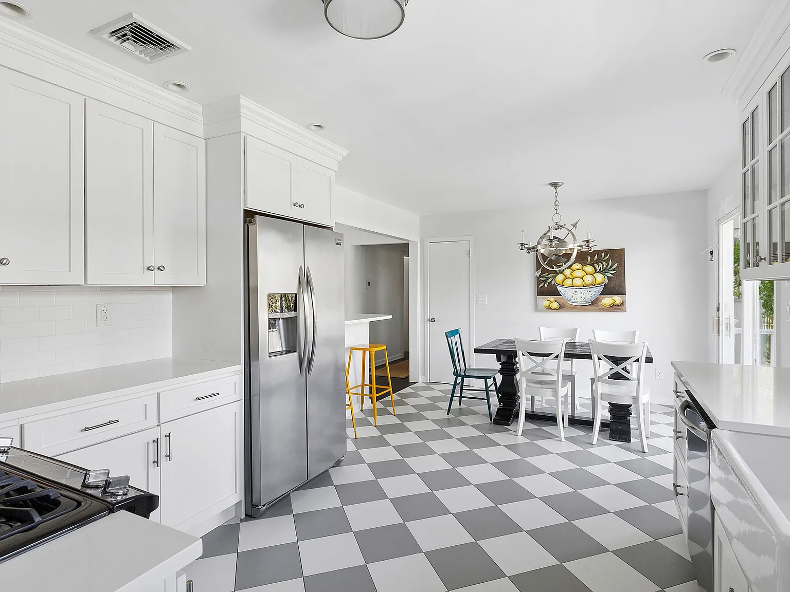 Sag Harbor Rental with Cove Views — Photo 4
