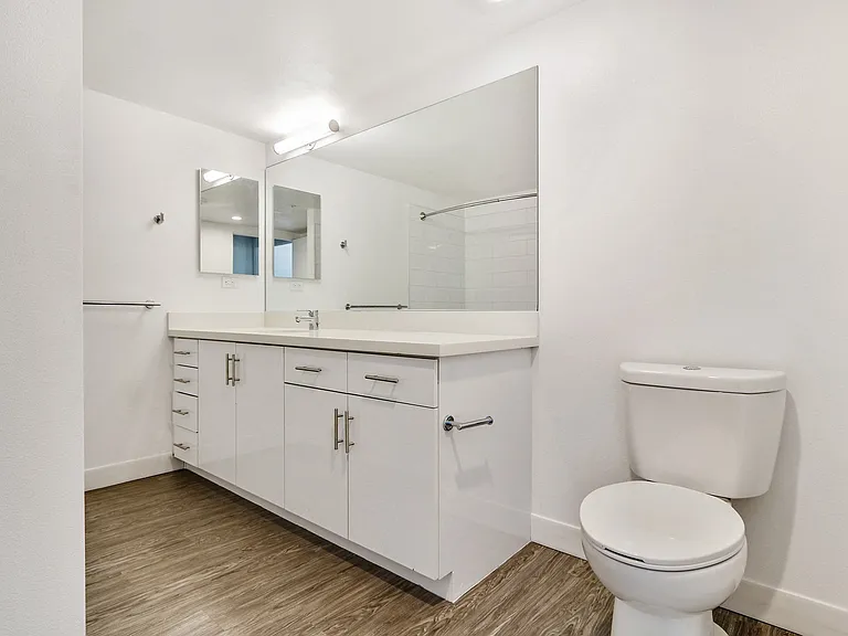 L Lofts — Photo 21
