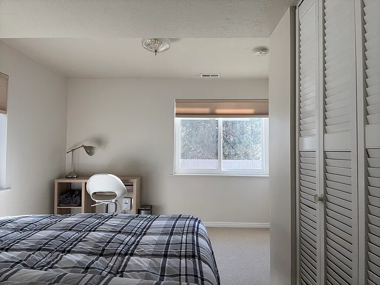 S Bouchelle Ln — Photo 5