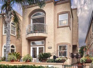 206 18th St, Huntington Beach, CA 92648