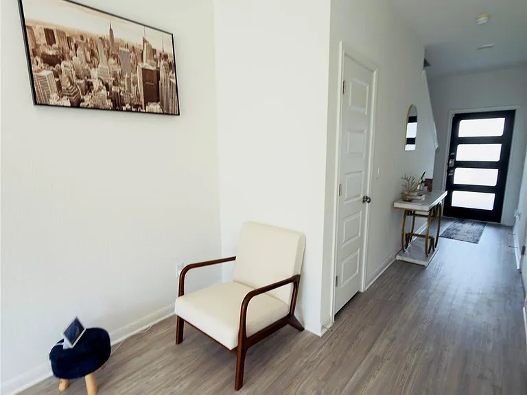 6915 Tiznow Ln — Photo 9