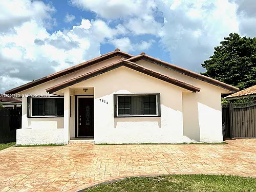 2514 SW 138th Ave Photo 1