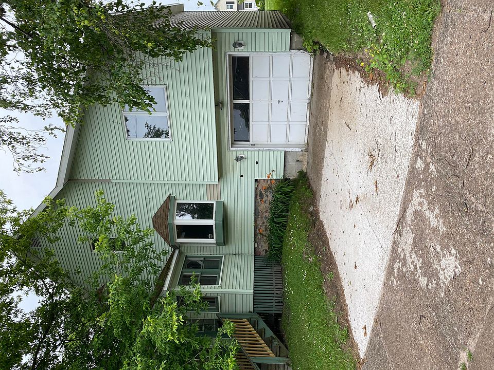 1st image of 906 Minneapolis St