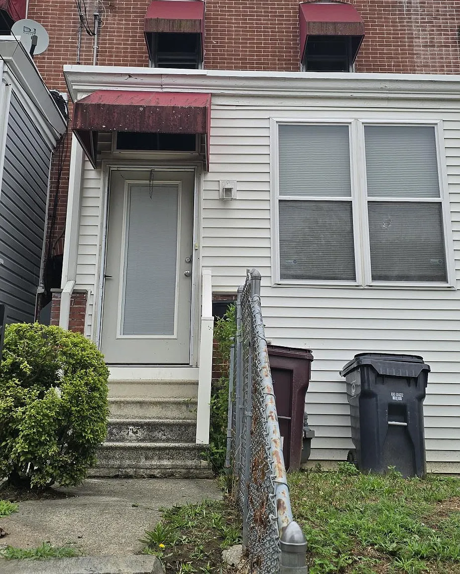 4 bed, 1550 sqft, $1,950 — Photo 2