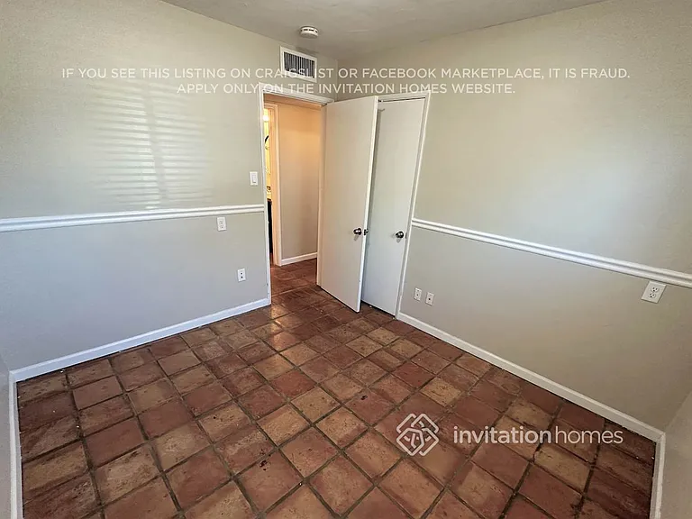 4402 S Park Dr — Photo 5