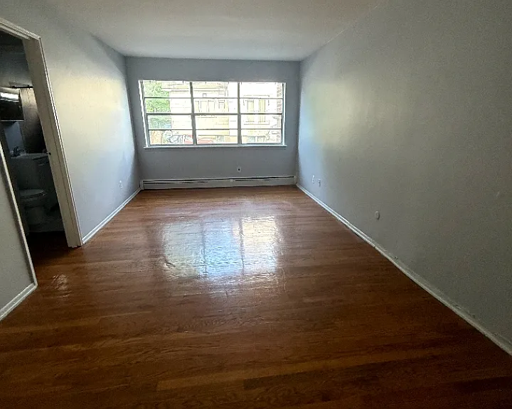 75 E Park St #8A — Photo 4