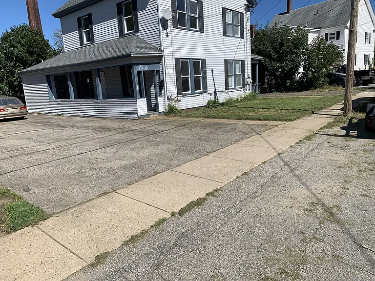 15 Church St #2 — Photo 6