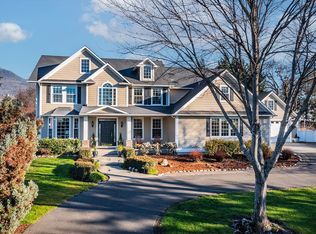 3343 Lone Pine Rd, Medford, OR 97504