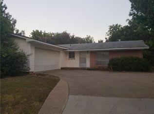4613 S Dr W, Fort Worth, TX 76132