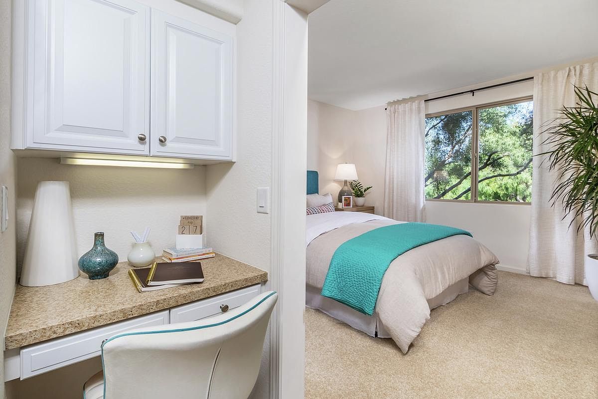 Pacific View Apartment Homes Apartment Rentals Carlsbad