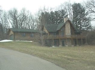 1224 W David Kempf Ct, Saline, MI