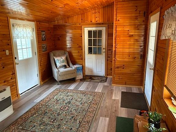 5th image of 936 Cook Road
