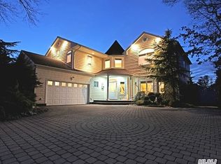 49 Cutter Pl, West Babylon, NY 11704