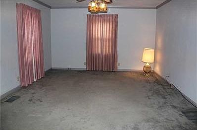 2nd image of 2411 Wildwood Ave