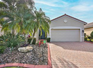 4230 64th Dr E, Sarasota, FL 34243