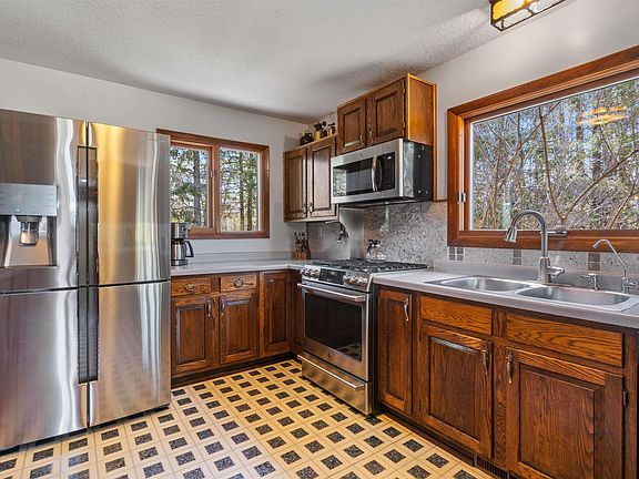 2nd image of 9137 McCamus Rd