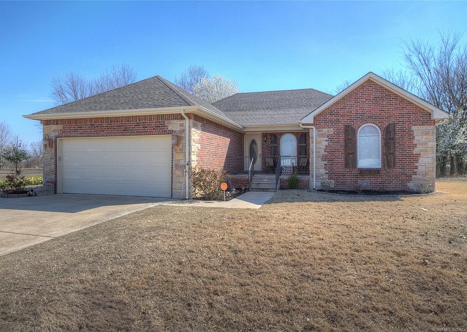 2nd image of 4706 Coyote Pass Ct