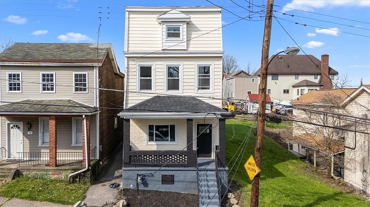 74 Bigelow St photo 1