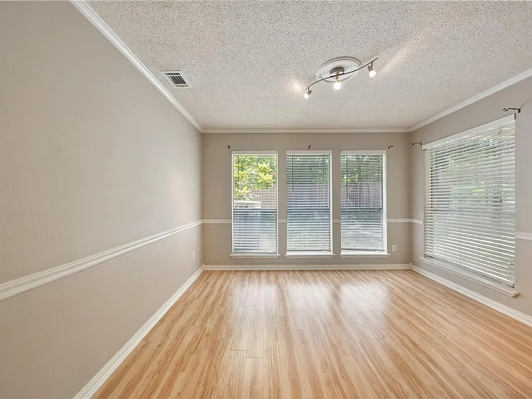 3311 Golden Trails Dr #505 — Photo 9