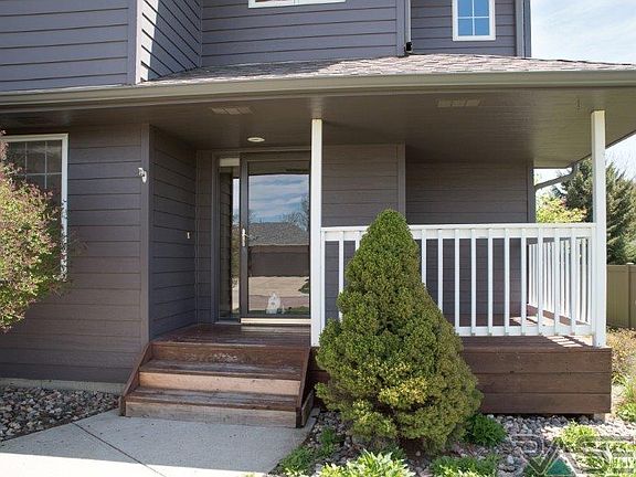 3rd image of 5104 S Ash Grove Ave