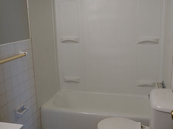 5th image of 7134 Cedar Ave S APT 9