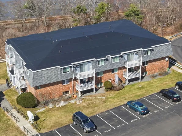 145 Essex Ave APT 512, Gloucester, MA 01930