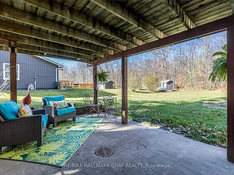 3742 Horseshoe Valley Rd W #LOWER — Photo 17