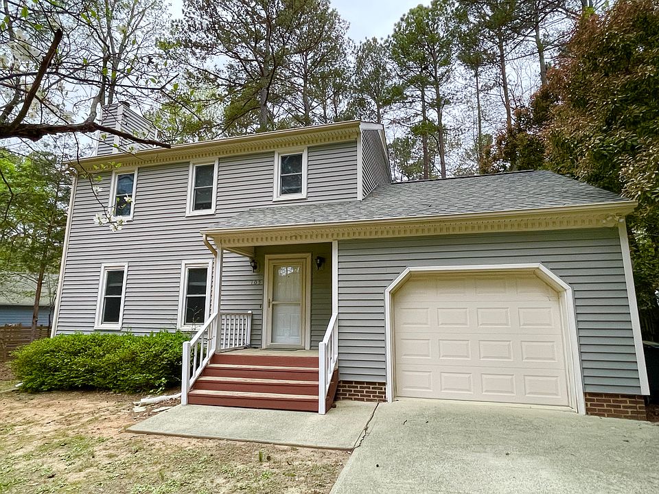 1st image of 105 Hampton Ct