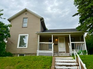 509 E Bremer Ave, Waverly, IA 50677