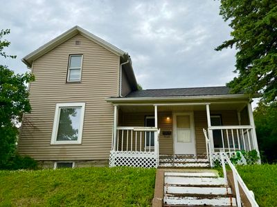 509 E Bremer Ave, Waverly, IA, 50677