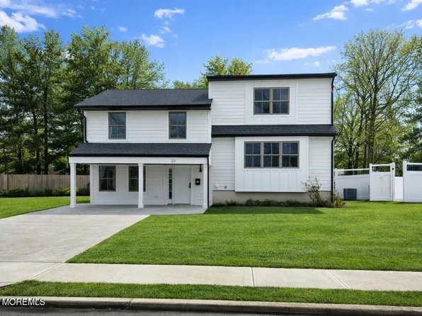 20 Roslyn Dr, Oakhurst, NJ 07755