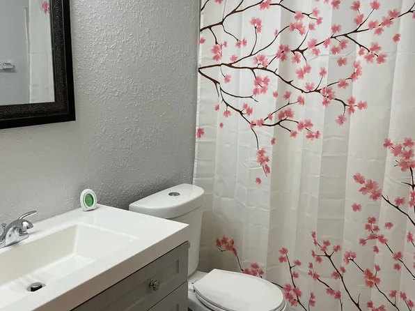 Westridge Apartments, 1515 College Way APT 308, Fergus Falls, MN 56537