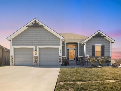 706 Crestridge Dr, Kearney, MO, 64060