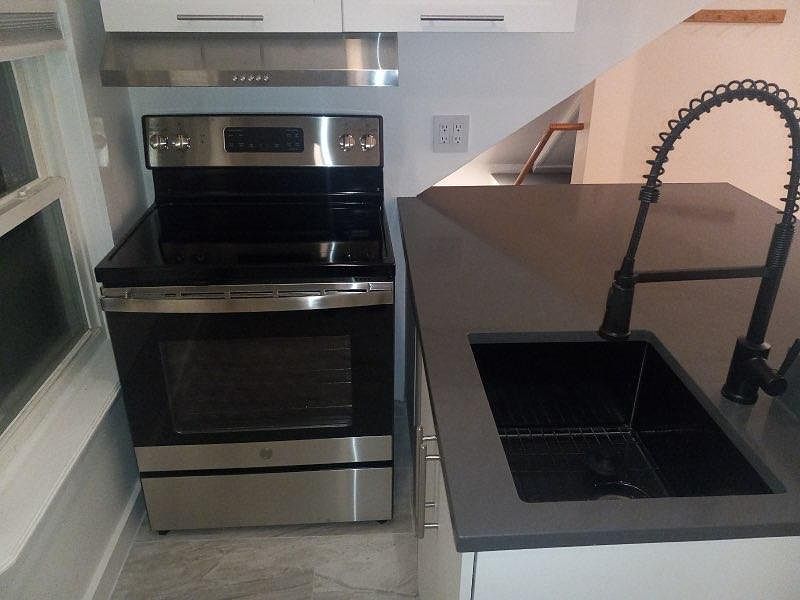 2nd image of 7 Addington Rd #2