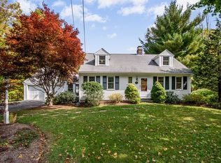 276 Crawford St, Northborough, MA 01532