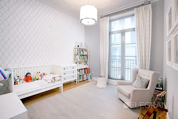Sold by (Legacy) Elegran | media 8