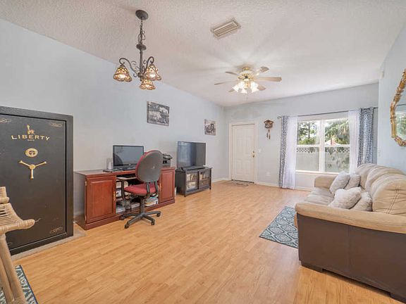 4th image of 347 Southern Branch Ln