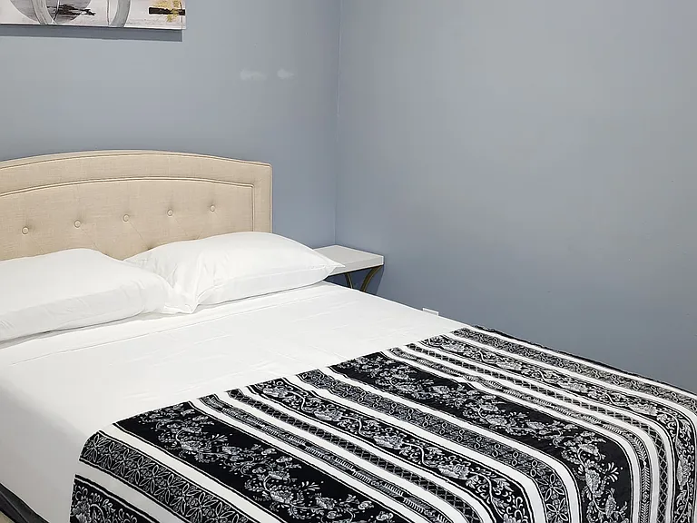 7915 Croton Ave #2 — Photo 6