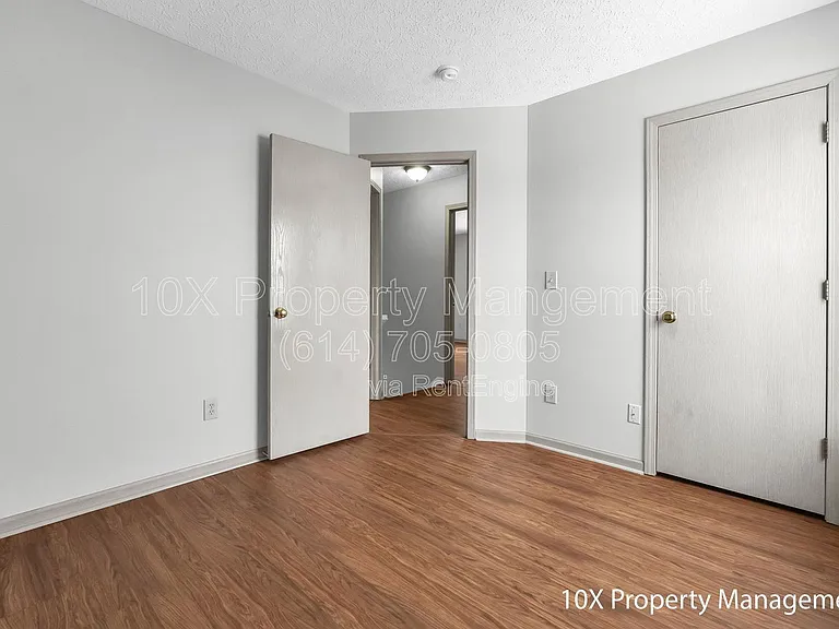7224 Candlestone Dr — Photo 19