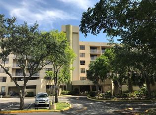 901 Hillcrest Dr APT 401, Hollywood, FL 33021