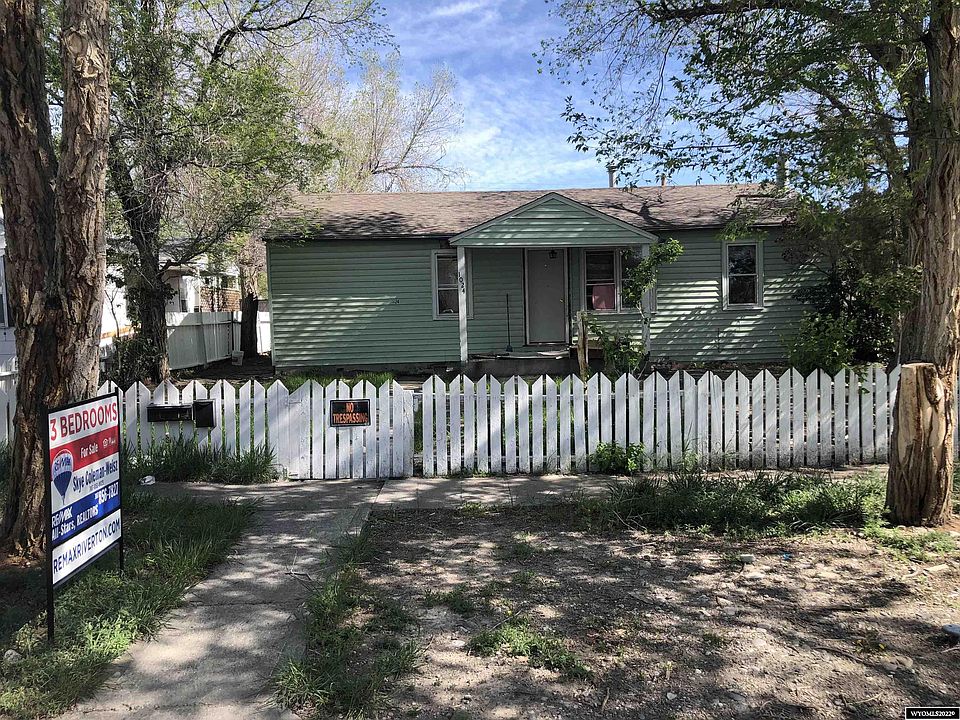 1st image of 1024 E Roosevelt Ave
