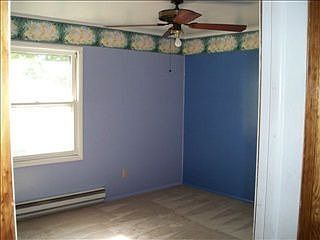 5th image of 704 S Wood St