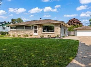 5616 S 34th St, Milwaukee, WI 53221