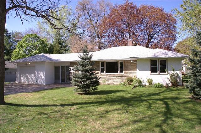 1st image of 531 Hiawatha Ave