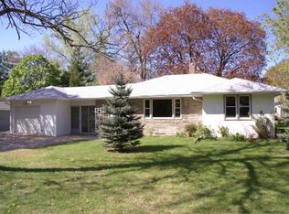 531 Hiawatha Ave, Mendota Heights, MN 55118