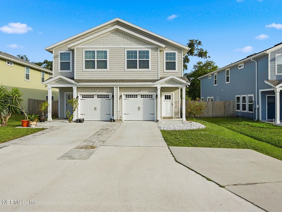 1st image of 2239 PINE Place