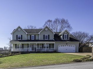 8702 Misty Hollow Ln, Chattanooga, TN 37421