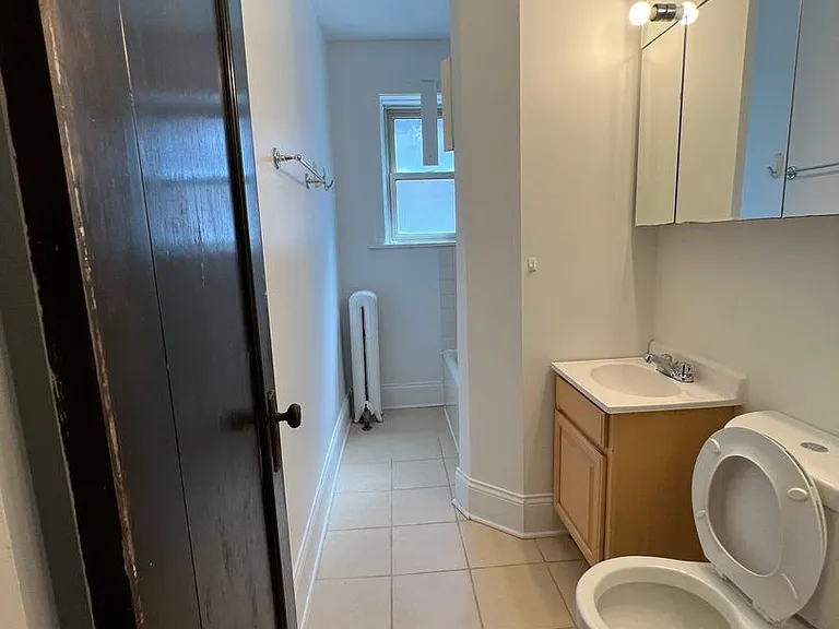 2247 Ridge Ave — Photo 3
